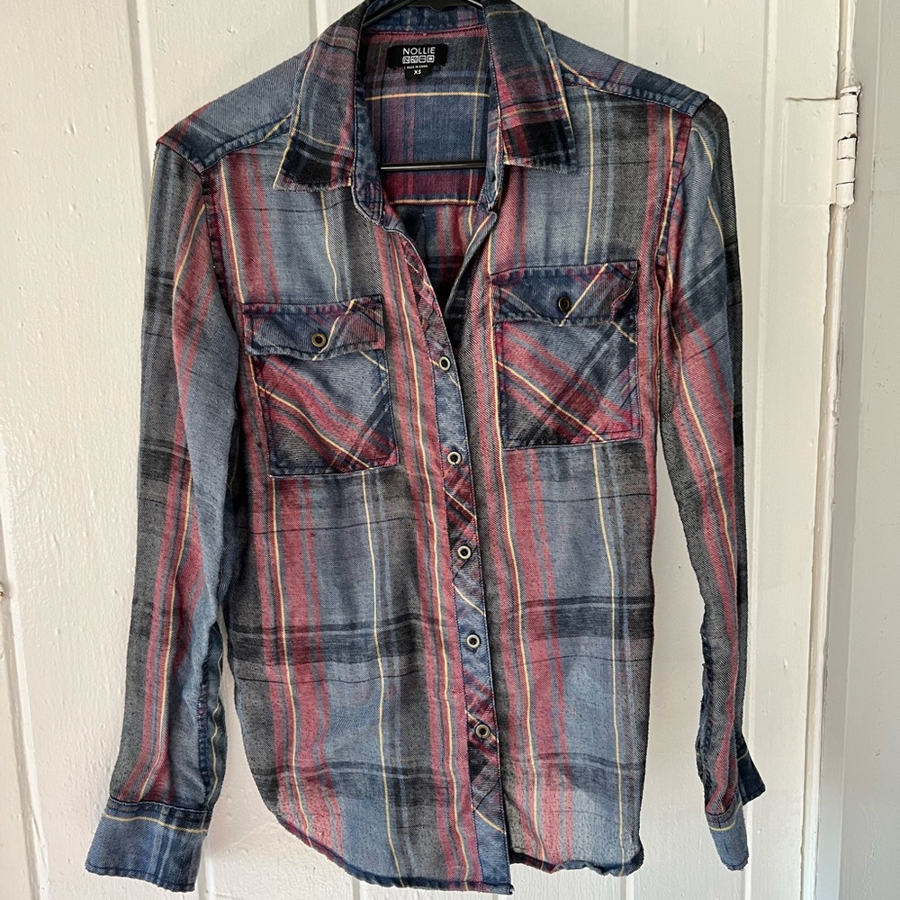 **LAST CHANCE** Women’s Nollie Flannel Long Sleeve